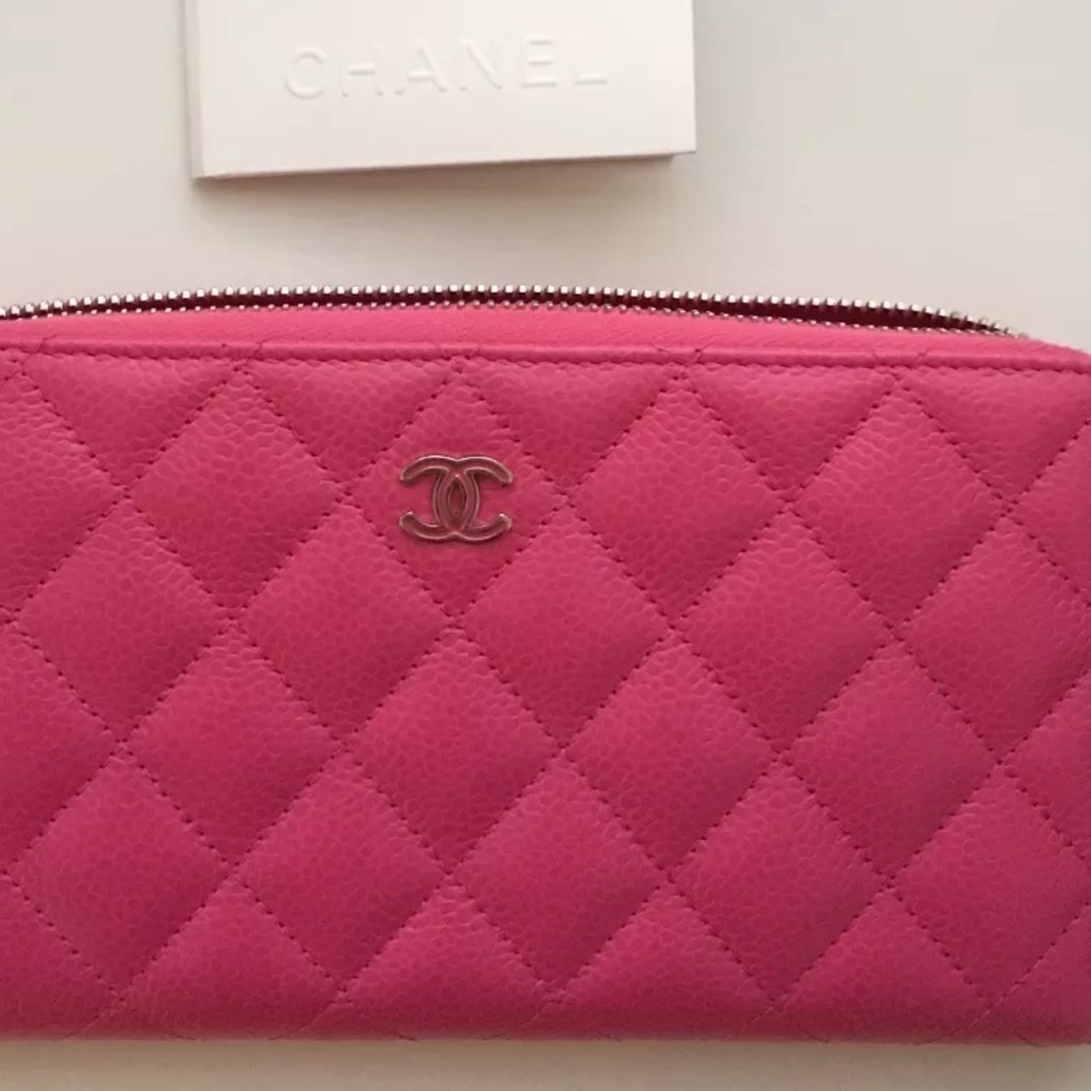 💕Chanel Wallet💕 - Picture 3 of 8